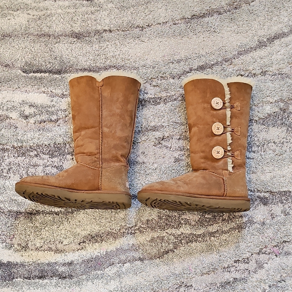 Women's Tan Suede Boots